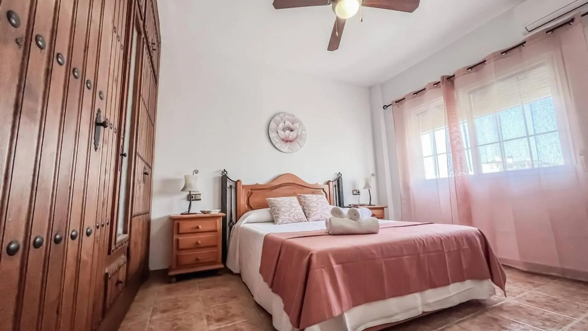 Cd-1926 Three Bedroom Apartment In Nerja Espanha